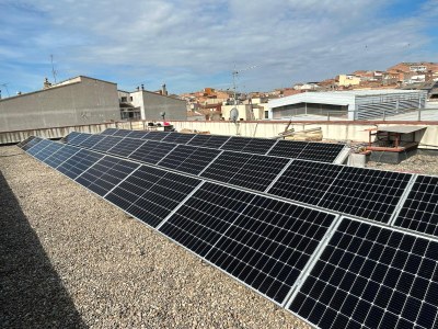 Alcarràs instal·la plaques solars a Lo Casino