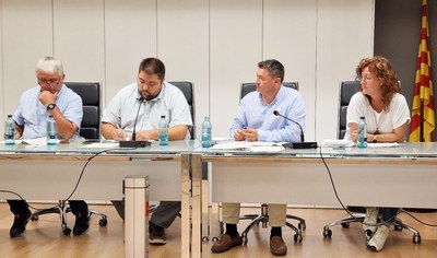 L'Ajuntament d'Alcarràs aprova el pressupost 2023, que aposta per urbanitzar el solar del nou institut i per la compra d'una màquina escombradora per optimitzar la neteja del municipi