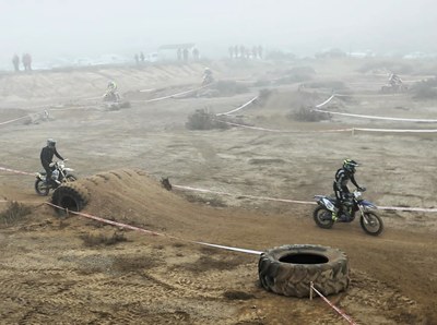 Una vuitantena de participants a les 3 Hores de Resistència d’Enduro d’Alcarràs